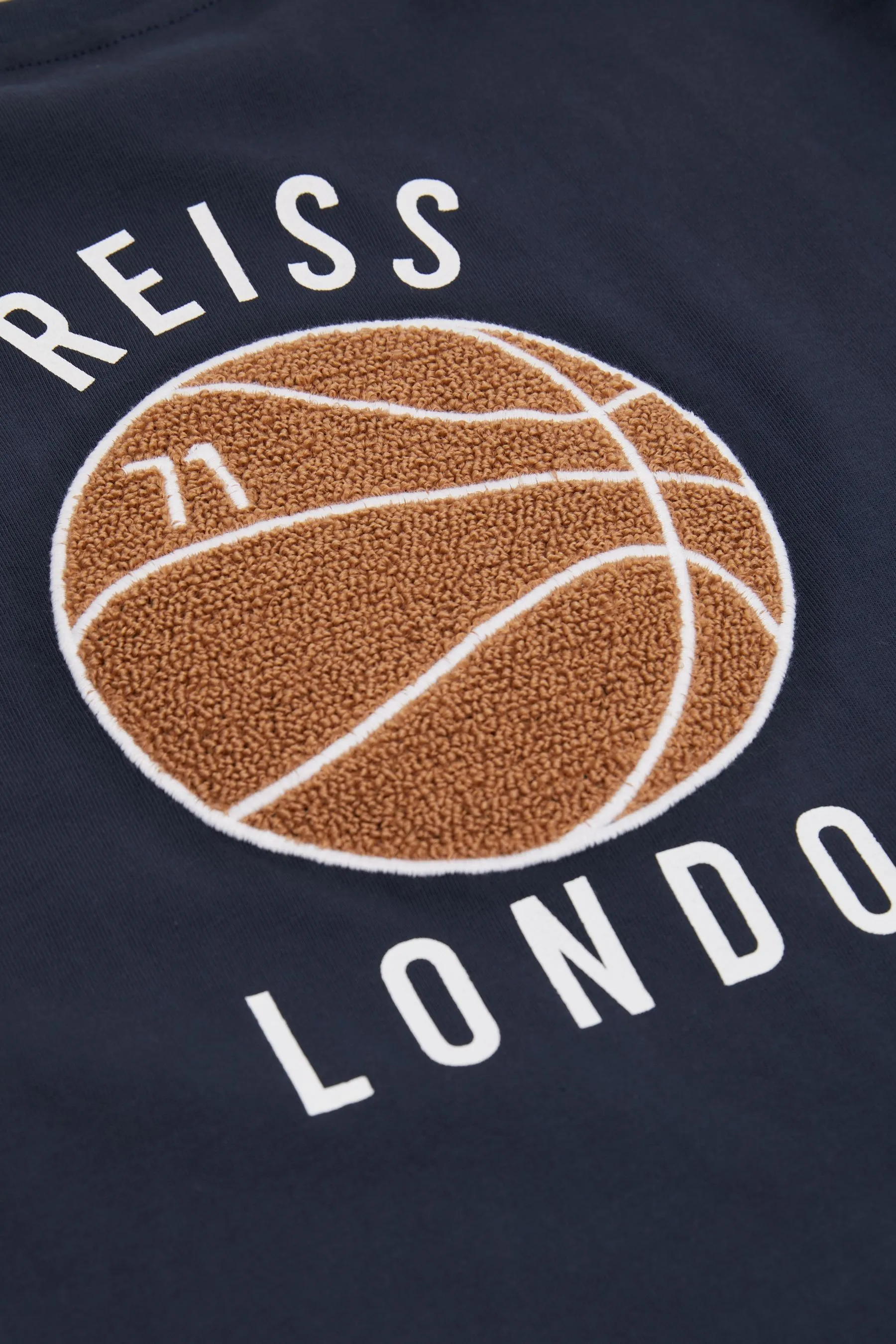 Reiss Kirby Motivo basket oversize in cotone T-Shirt    